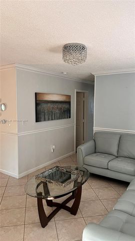 4443 NW 179th Ter, Miami Gardens, FL 33055