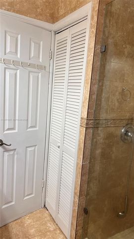 4443 NW 179th Ter, Miami Gardens, FL 33055