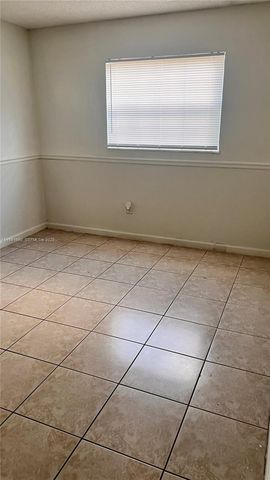 4443 NW 179th Ter, Miami Gardens, FL 33055