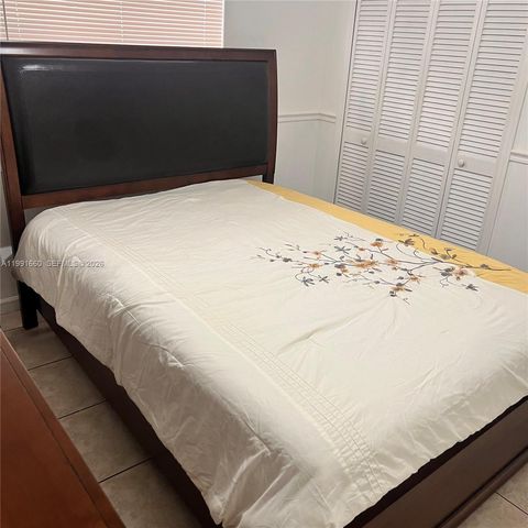 4443 NW 179th Ter, Miami Gardens, FL 33055