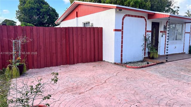 4443 NW 179th Ter, Miami Gardens, FL 33055