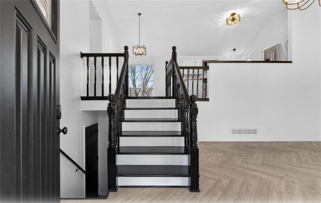 8000 W 148th Street, Overland Park, KS 66223