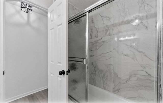 8000 W 148th Street, Overland Park, KS 66223