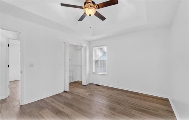 8000 W 148th Street, Overland Park, KS 66223