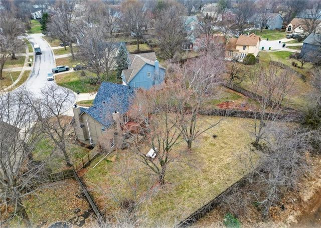 8000 W 148th Street, Overland Park, KS 66223