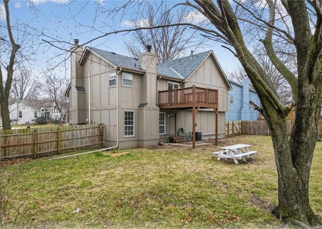 8000 W 148th Street, Overland Park, KS 66223