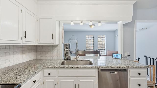 2502 Woodthrush Drive, Chattanooga, TN 37421