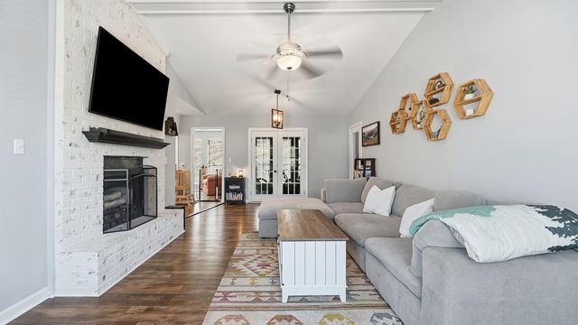 2502 Woodthrush Drive, Chattanooga, TN 37421