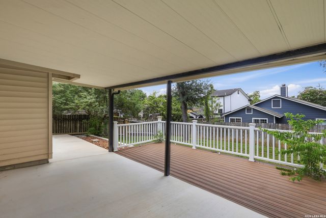 239 BURLINGTON DR, San Antonio, TX 78245