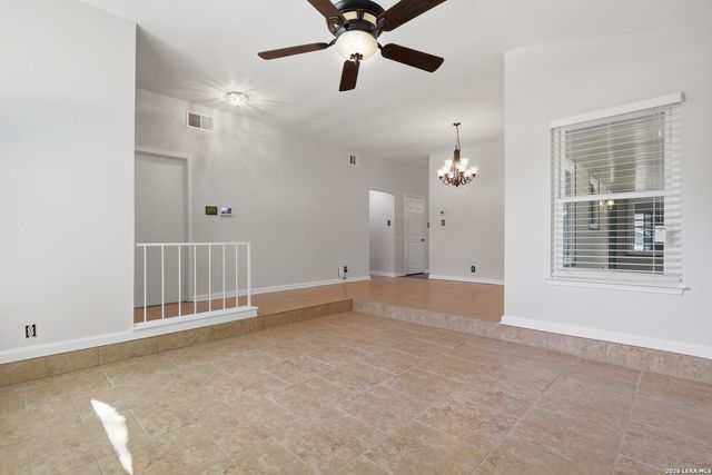239 BURLINGTON DR, San Antonio, TX 78245