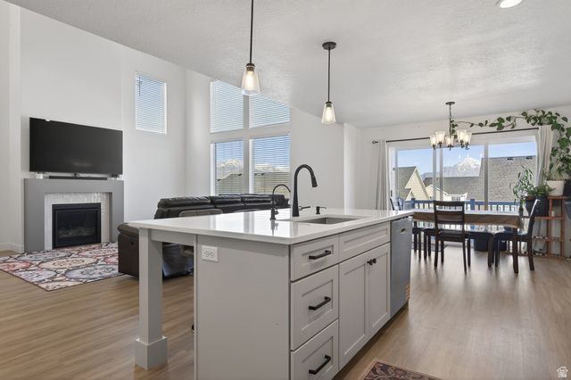 2904 N VERVAIN LN, Saratoga Springs, UT 84045