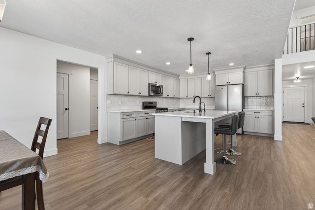 2904 N VERVAIN LN, Saratoga Springs, UT 84045