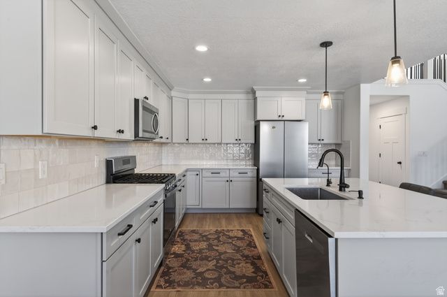 2904 N VERVAIN LN, Saratoga Springs, UT 84045