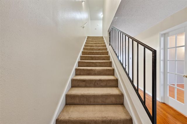 6667 Kentwick Drive 2-19, Houston, TX 77084