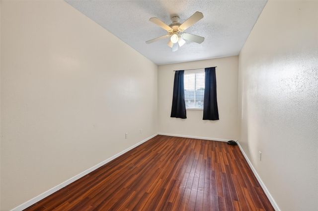 6667 Kentwick Drive 2-19, Houston, TX 77084