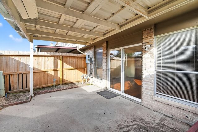 6667 Kentwick Drive 2-19, Houston, TX 77084