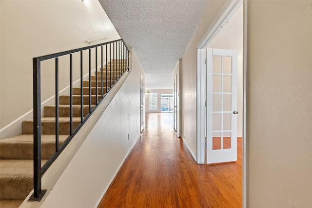 6667 Kentwick Drive 2-19, Houston, TX 77084