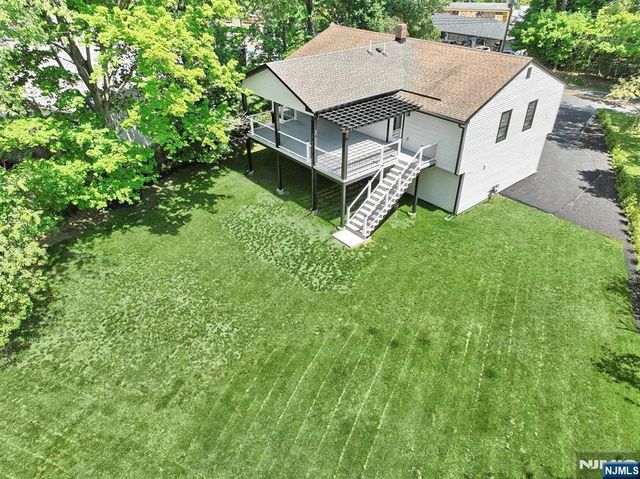 415 Goffle Road, Wyckoff, NJ 07481