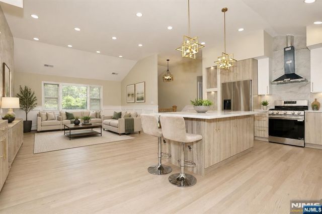 415 Goffle Road, Wyckoff, NJ 07481