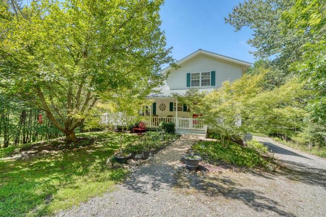 775 Hillside Drive, Warne, NC 28909