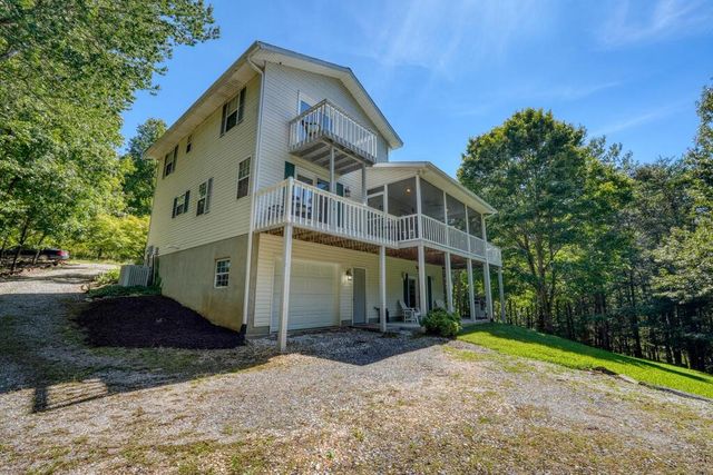 775 Hillside Drive, Warne, NC 28909