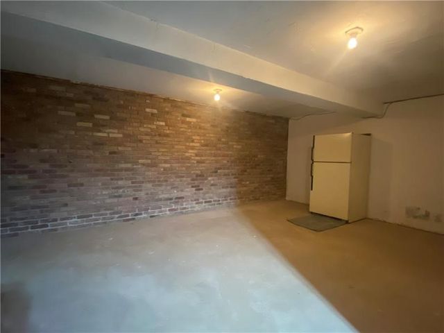 238 Timber Ln, Trafford, PA 15085
