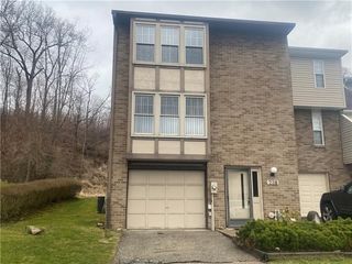 238 Timber Ln, Trafford, PA 15085
