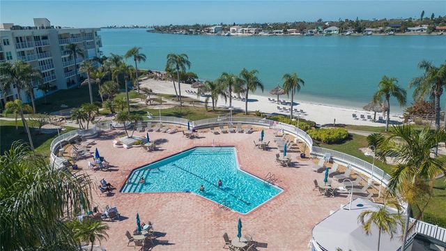 6080 BAHIA DEL MAR CIRCLE 113, St Petersburg, FL 33715