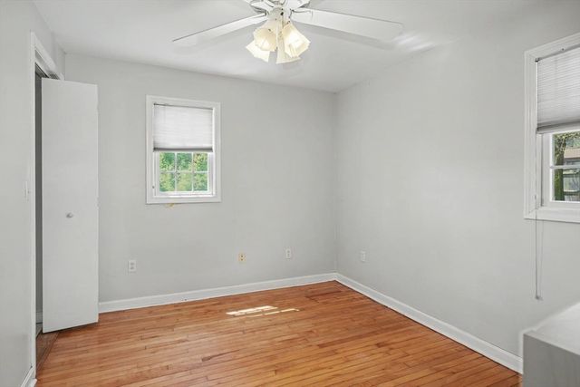32 Plainfield Ave, Shrewsbury, MA 01545