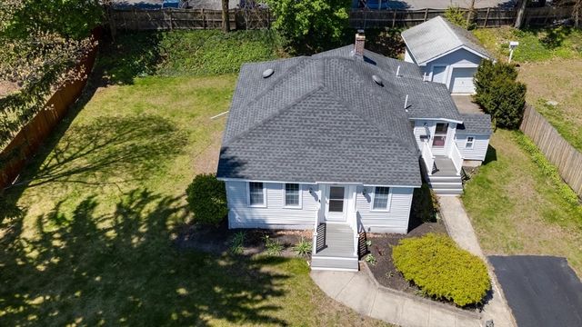 32 Plainfield Ave, Shrewsbury, MA 01545