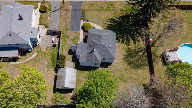 32 Plainfield Ave, Shrewsbury, MA 01545