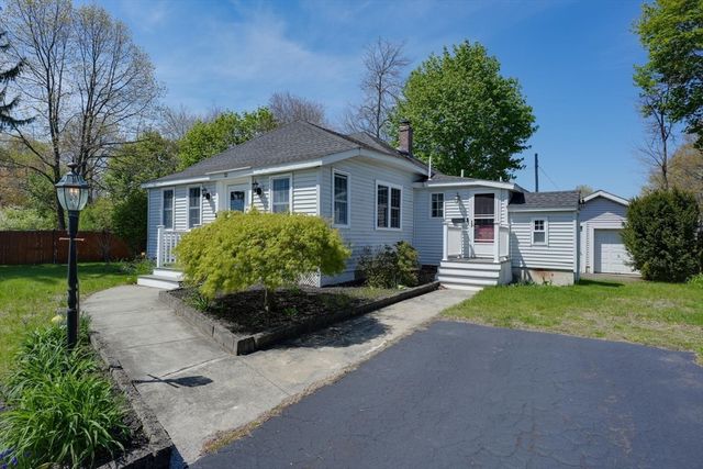 32 Plainfield Ave, Shrewsbury, MA 01545
