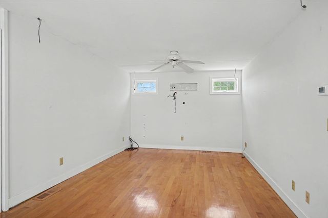 32 Plainfield Ave, Shrewsbury, MA 01545