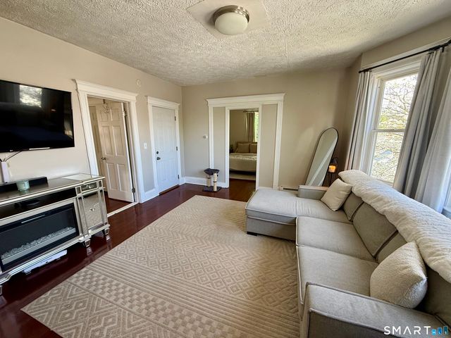 41-43 Kibbe Street, Hartford, CT 06106