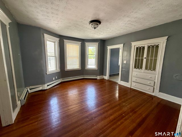 41-43 Kibbe Street, Hartford, CT 06106