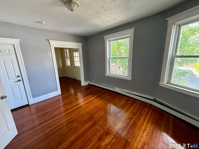 41-43 Kibbe Street, Hartford, CT 06106