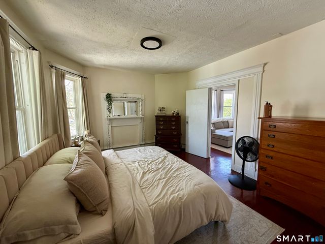 41-43 Kibbe Street, Hartford, CT 06106