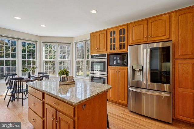 7917 SPRINGER RD, Bethesda, MD 20817