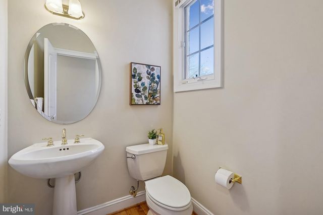 7917 SPRINGER RD, Bethesda, MD 20817