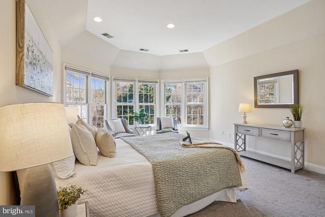 7917 SPRINGER RD, Bethesda, MD 20817