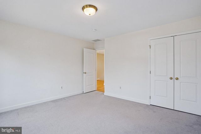 7917 SPRINGER RD, Bethesda, MD 20817