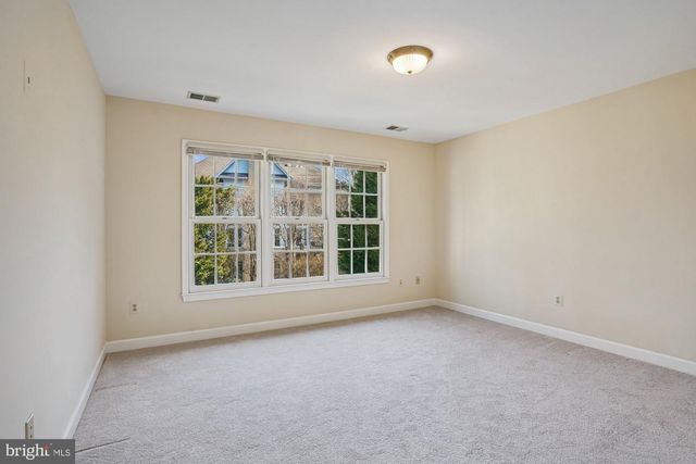 7917 SPRINGER RD, Bethesda, MD 20817