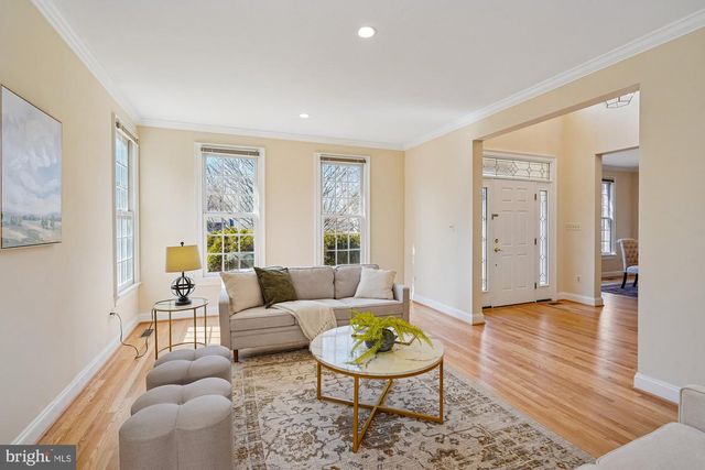 7917 SPRINGER RD, Bethesda, MD 20817