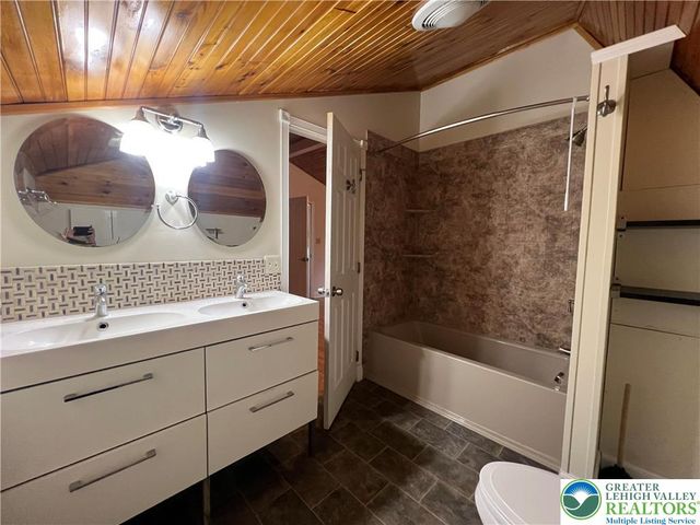 760 Lloyd Street, Allentown City, PA 18109