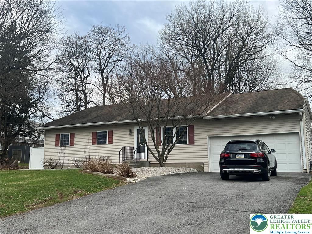 760 Lloyd Street, Allentown City, PA 18109