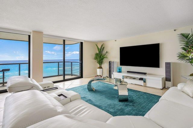 250 S Ocean Boulevard 10-c, Boca Raton, FL 33432