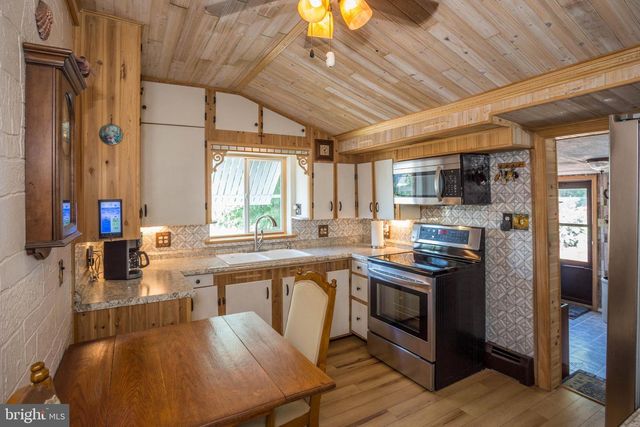 18663 MUNCHY BRANCH RD, Rehoboth Beach, DE 19971