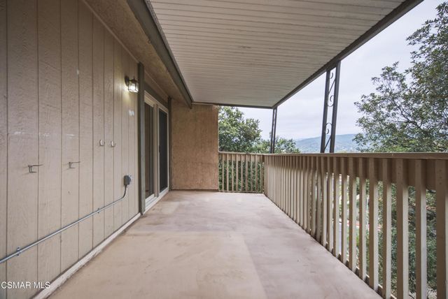 286 Oakleaf Drive 37, Thousand Oaks, CA 91360