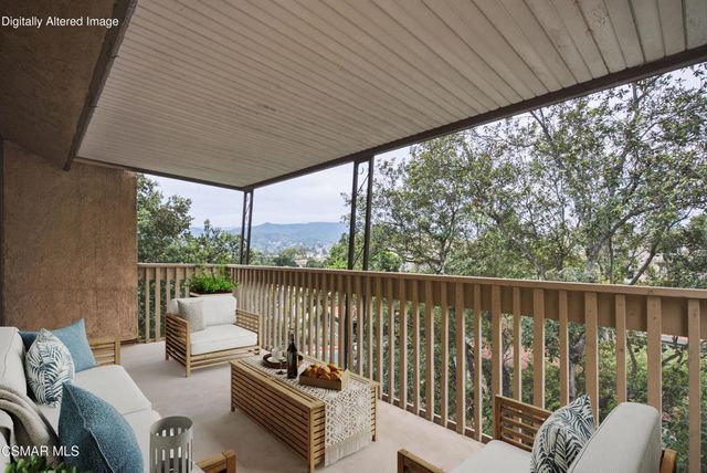286 Oakleaf Drive 37, Thousand Oaks, CA 91360