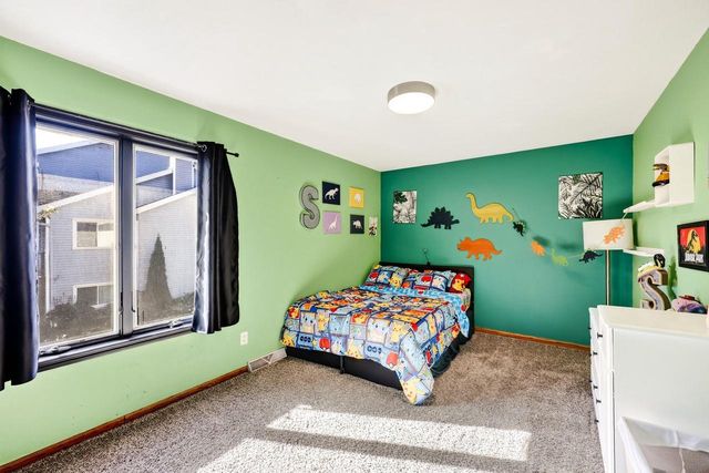 3165 Edmonton Drive, Sun Prairie, WI 53590